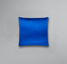 Lade das Bild in den Galerie-Viewer, Yves Klein - 80x80cm

